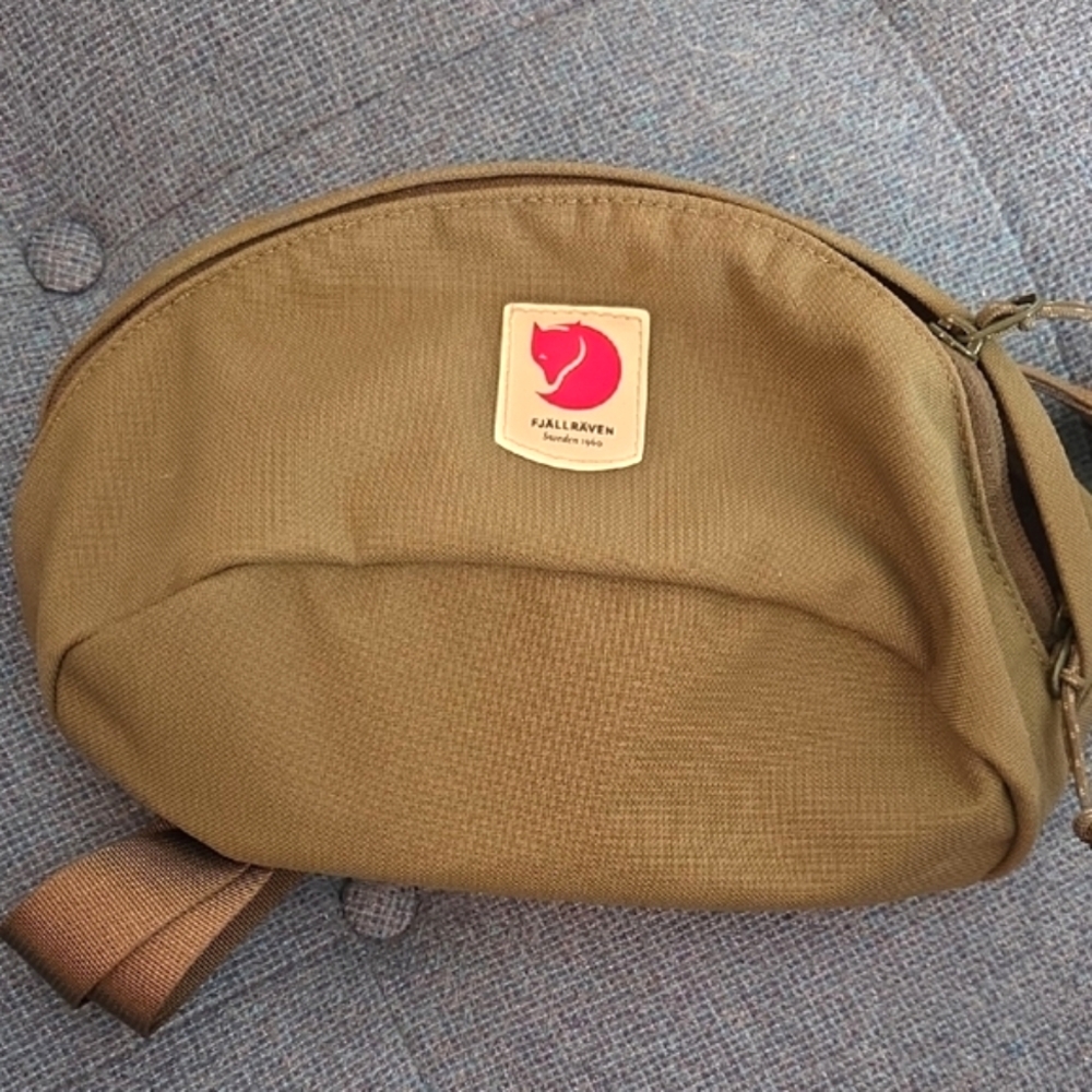 Fjallraven Ulvo Hip Pack Medium in Laurel green
